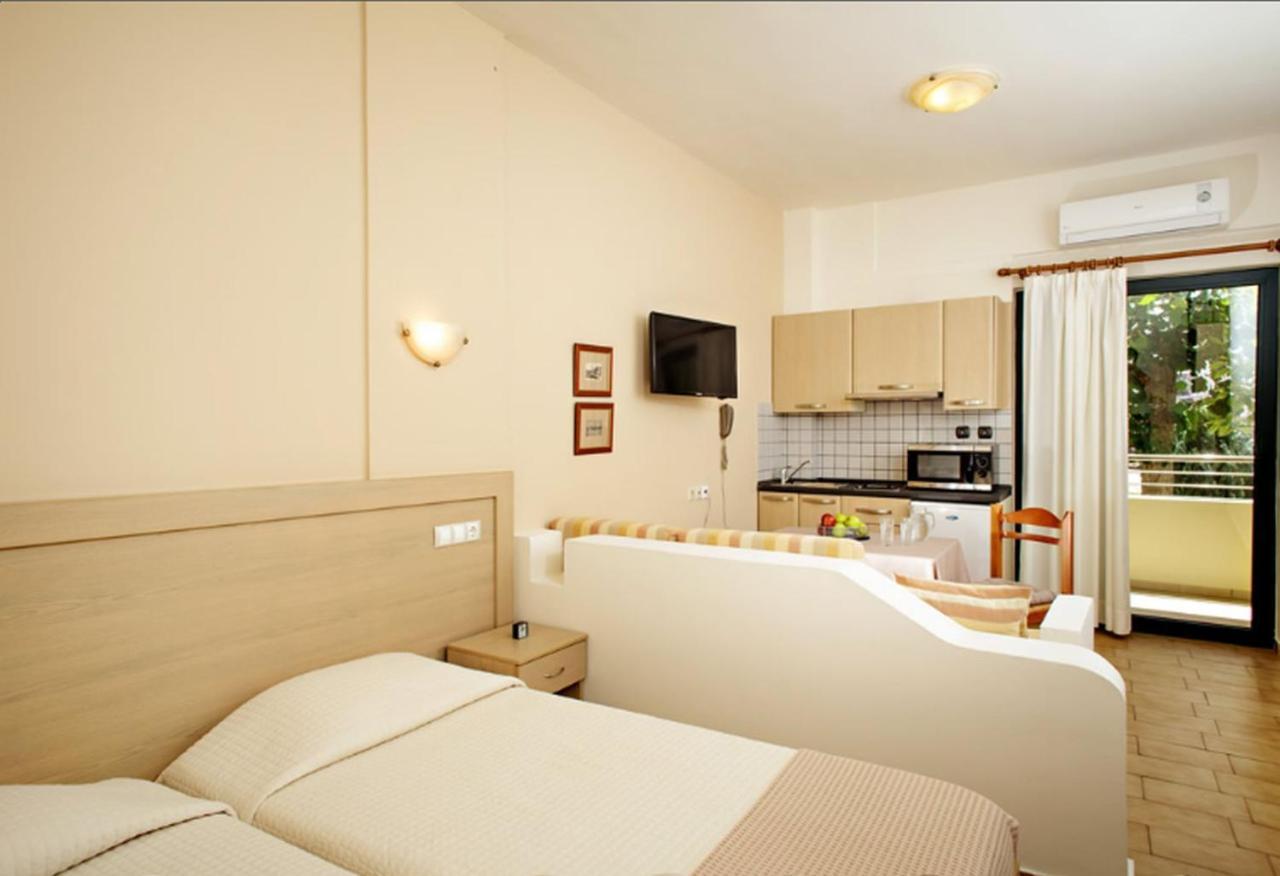 Lili Apartments,Oasis 2,5 Km From Hania Center Parigoria المظهر الخارجي الصورة